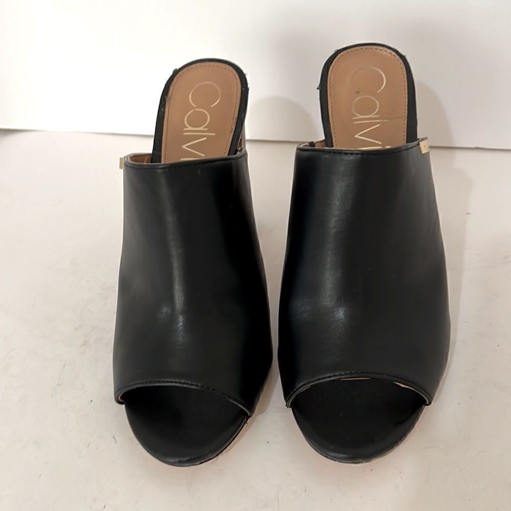 Calvin Klein Jennalyn Black Leather Metallic Gold High Heel Mules Size 9 - Picture 2 of 5